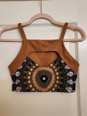 Wolven Reversible Mandala Sports Bra